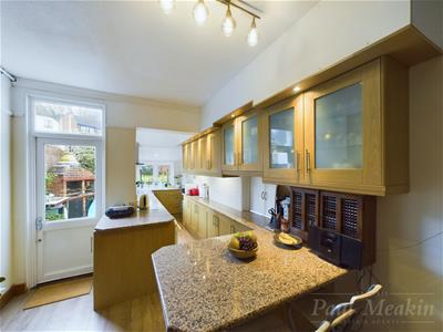Kitchen/Breakfast Roon